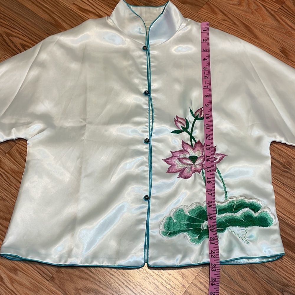 Chinese Traditional Top, Embroidered 3/4 sleeve shirt, ivory, teal, pink, Large - Picture 4 of 11